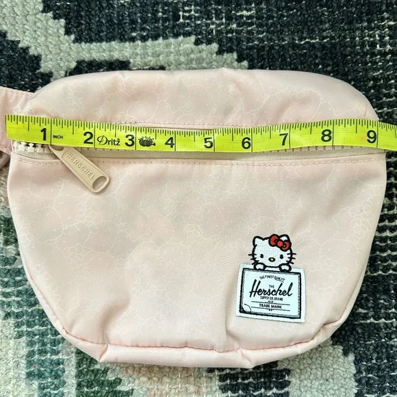 New NWOT Herschel Supply x Hello Kitty Fifteen Waist Bag Fanny Pack